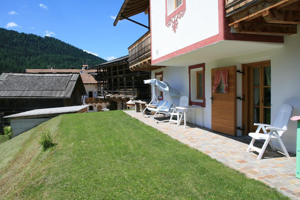 Agriturismo Maso Larciunei Selva di Val Gardena Rum bild